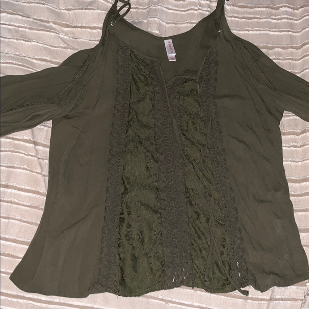 Olive top